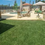 Luxury Estella